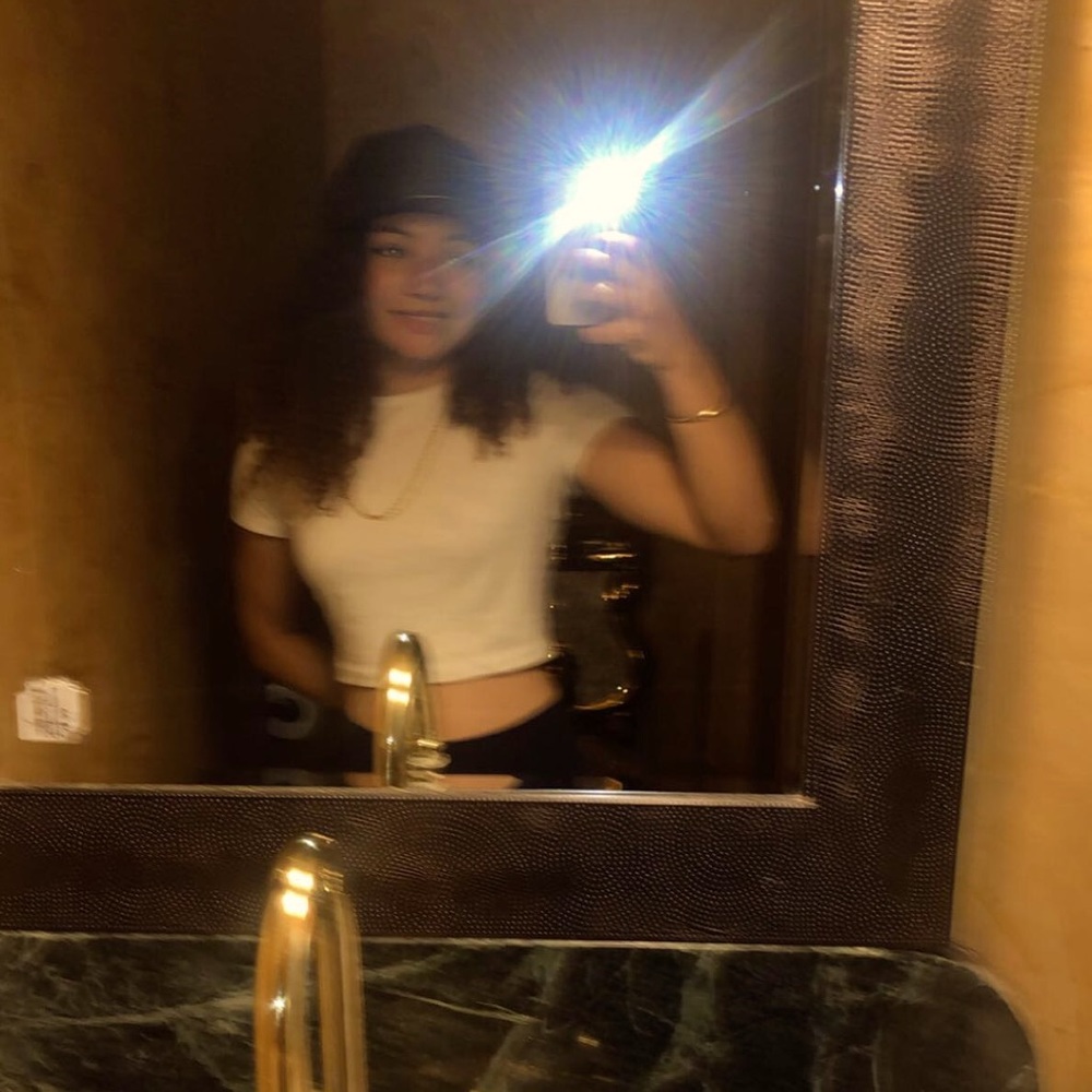 Meet your Posher, Briaighna